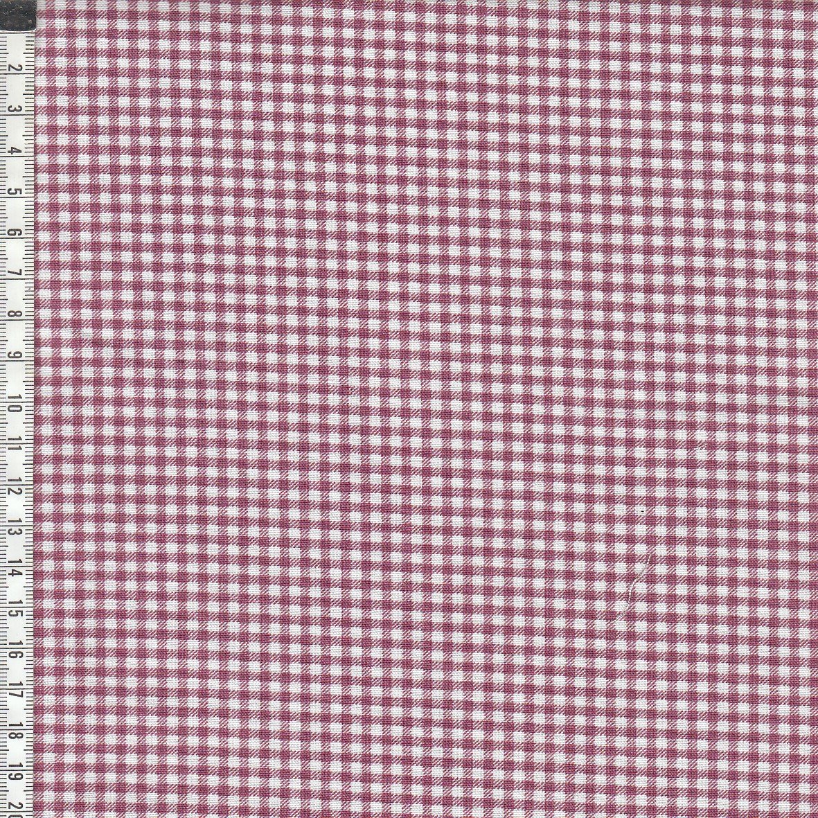 Nest - M�rk rosa tern